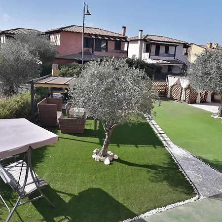 Meravisola Costa Rei Гостевой дом 3*