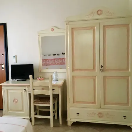 Meravisola Costa Rei Guest house *